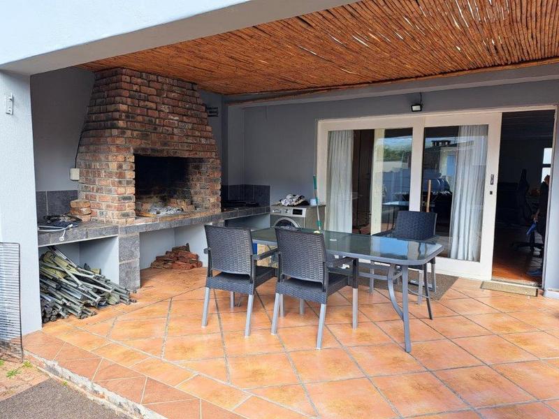 3 Bedroom Property for Sale in Denneoord Western Cape